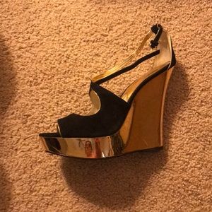 Michael Kors- Gideon Wedge